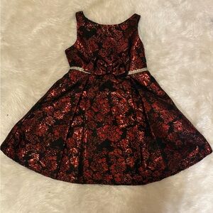 Sweet Heart Rose Sleeveless Dress. 4T